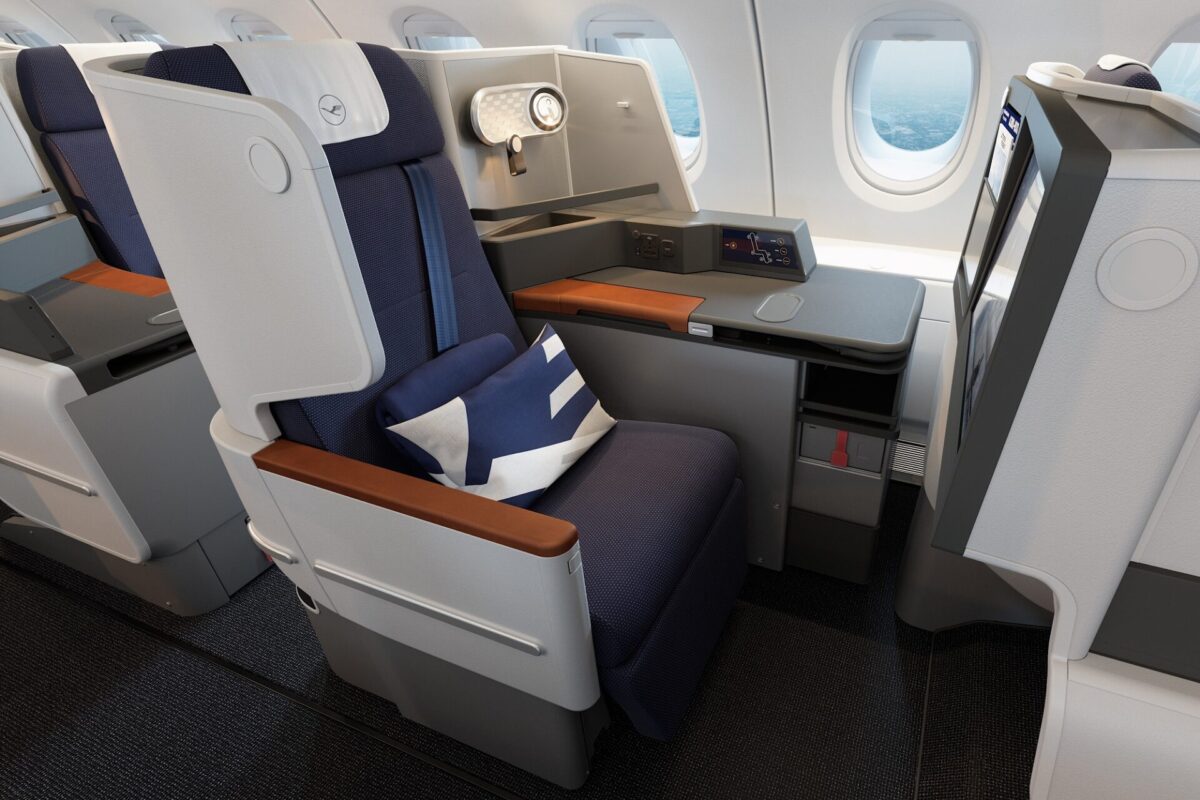 Lufthansa business class seats 1 Lufthansa business class seats